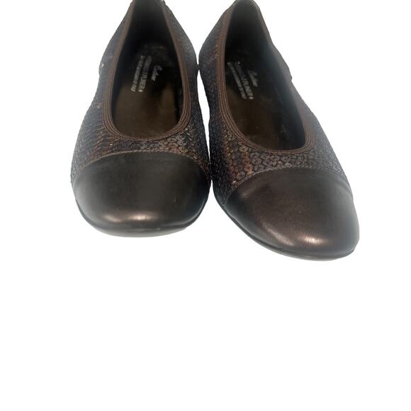 Donald J Pliner Couture Bronzed Sequin Ballet Flats 6 - Picture 3 of 6